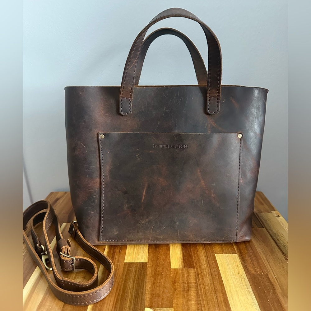 Medium Canyon Portland Leather Crossbody